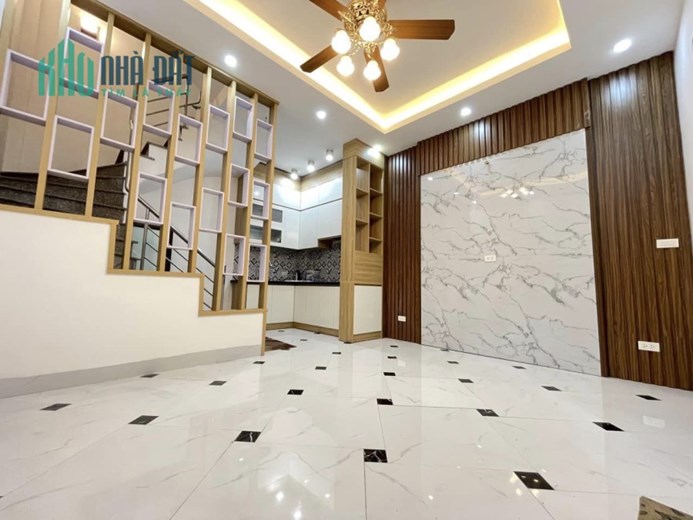 Bán nhà định công 36m2,mới,đẹp,ở luôn,giá 3,28tỷ