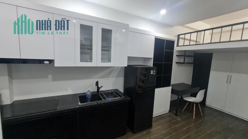 Chủ cần bán CCMN Trung Hoà -Cầu Giấy 60m² 7 Tầng gồm14 Căn hộ. Ô tô đỗ 10m ,ngõ thông. Dòng tiền