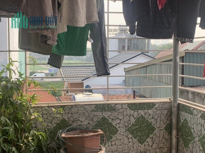 NHÀ BỒ ĐỀ - 30M Ô TÔ - KHÁCH VỀ Ở NGAY. GIÁ 3,3 TỶ.
GẦN HỒ ĐIỀU HÒA BỒ ĐỀ.