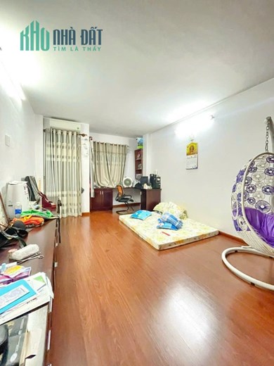 Bán nhà đẹp 2 lầu mặt tiền Hẻm cạnh khu Cư Xá Ngân Hàng, Quận 7. DT: 5x17m  Giá: 8.5 tỷ
