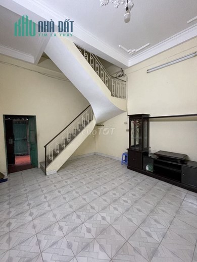CHO THUÊ NHÀ 3TẦNG TẠI NGÔ QUYỀN HÀ ĐÔNG - 3NGỦ - Ô TÔ ĐỖ GẦN - GIÁ 6TR