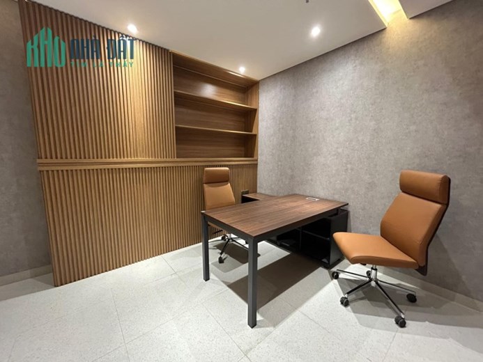 Hàng khủng mặt tiền toà nhà 9 tầng - Có thang máy - Đang cho thuê 130tr/tháng - 160m2 ( 8 *20 )