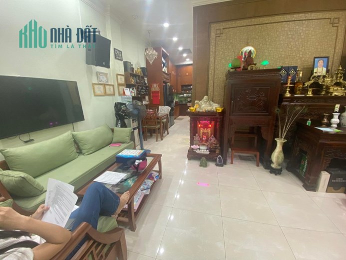 Bán nhà 30 tháng 4, TP 64m2 C4 ngang 5.4m gần 2 căn ra MT khu an ninh, nhiều tiện ích giá chỉ 5tỷxx