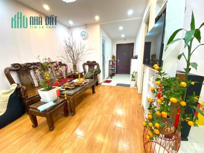 Cần bán nhà đẹp CC Đồng Phát, Hoàng Mai chỉ 2.4 tỷ, 77m2, SĐCC ở luôn