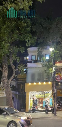 Bán gấp nhà Mặt phố Bà Triệu giá 26.5 tỷ - dt 45mx4T, Lô góc, đầu tư tốt