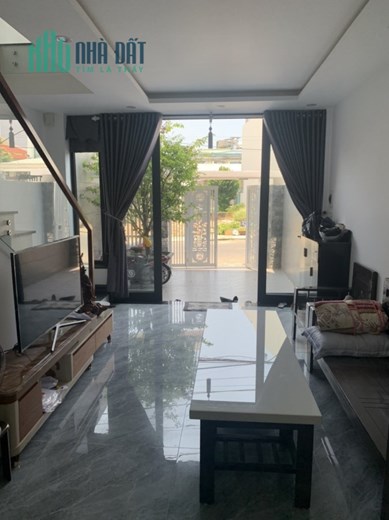 Nhà Mặt Tiền K20, 170m2, 21 căn hộ, ngang 5.7, Full phòng
