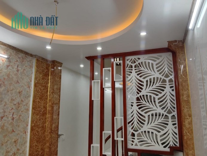Bán nhà Bế Văn Đàn quận Hà Đông, Ô TÔ, KINH DOANH 42m2 giá chỉ hơn 4tỷ