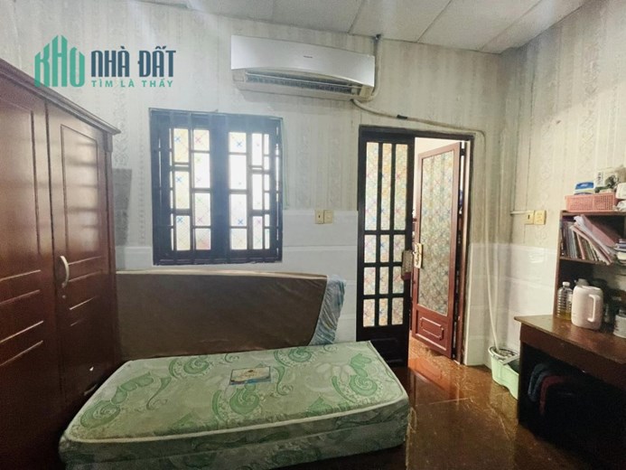 Bán nhà HXH đường Thái Phiên, Q11, 36m2, 4x9, 2 tầng, 2PN, chỉ 3.95 tỷ TL chính chủ.