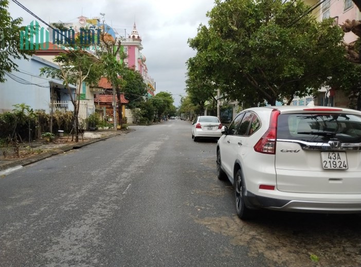 NHÀ 3 TẦNG ĐẸP NHƯ MƠ - TT QUẬN CẨM LỆ - MẶT TIỀN RỘNG 5.5 - KINH DOANH - Ô TÔ GIÁ RẺ - BẤT CHẤP