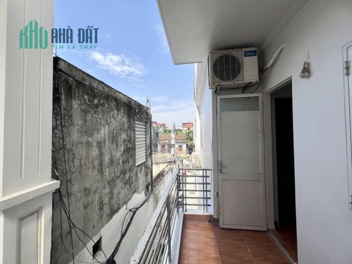 Bán nhà ngõ 594 Thiên Lôi, 37m x 3 tầng dân xây độc lập, GIÁ rẻ chie 1.79 tỉ