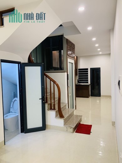 Bán gấp nhà Nguyễn An Ninh, Hoàng Mai, 55m, 4T, Thang máy, Ô tô, Hơn 7 tỷ.