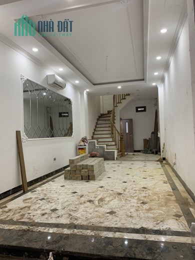 Bán nhà Phạm Ngọc Thạch-Đông Tác-ĐỐNG ĐA 34mx5 tầng mới- 3 mặt Thoáng-cách ô tô tránh 20m