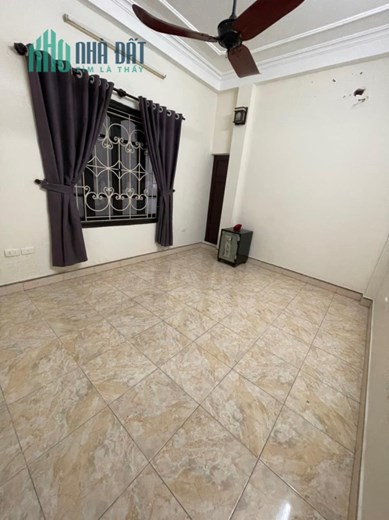 BÁN NHÀ KHÂM THIÊN 10M RA PHỐ-NHÀ ĐẸP SẴN Ở