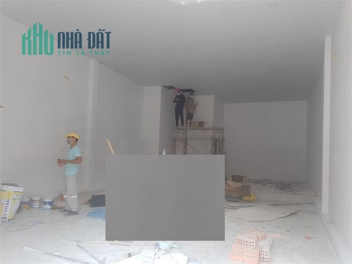 Cho thuê mặt bằng đường 30/4 ngang 8m, nhà đẹp trục đông đúc