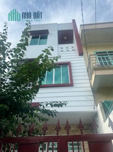 Nhà Căn Góc 4 Tầng Nở Hậu 3 MT Hẻm Nguyễn Văn Quỳ Quận 7 Giá Chỉ 5,5 Tỷ