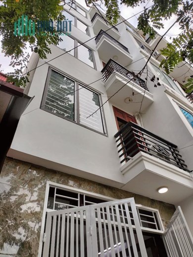 Bán nhà nhỏ xinh đường Ngô Thì Nhậm, Q. Hà Đông, DT 35m2, giá 4 tỷ.