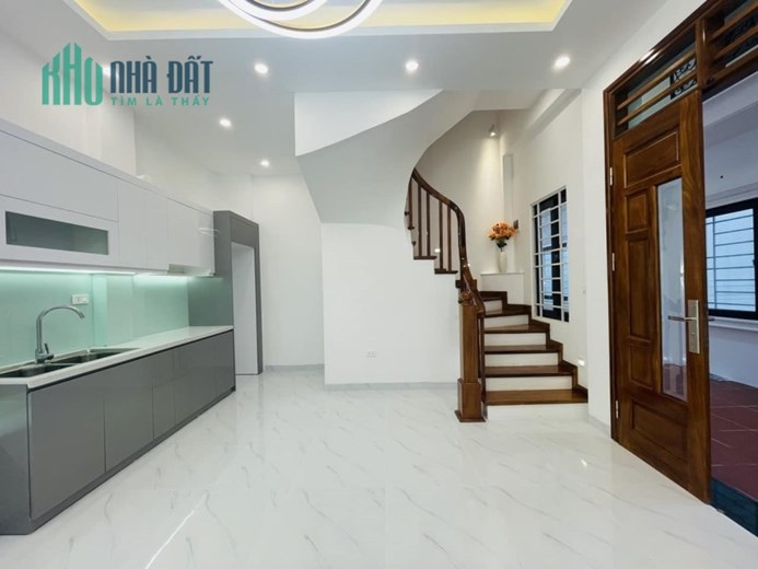 BÁN NHÀ RIÊNG PHÚ DIỄN, CÁCH NGÕ Ô TÔ TRÁNH 20M, 35M2 NHỈNH 4 TỶ