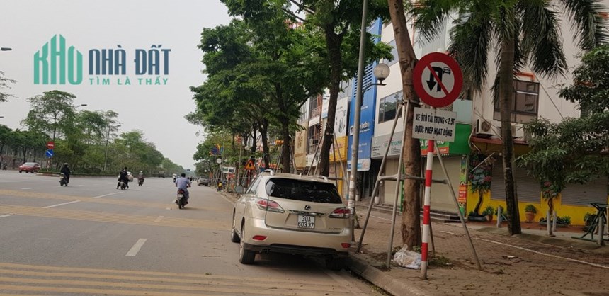 Bán 1000m2 đất mặt phố Võ Chi Công Tây Hồ mặt tiền 30m.