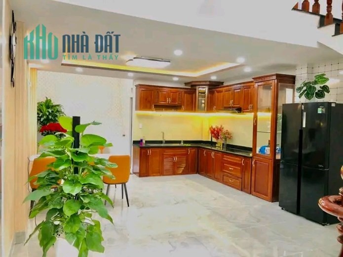 Nhà mới MT kinh doanh, sát Phú Nhuận, cách sân bay 10p.