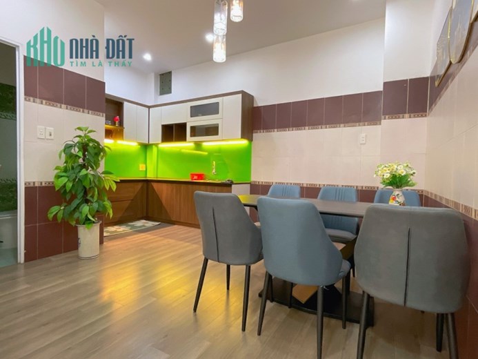 BÁN NHÀ 3 TẦNG 3 MÊ KIỆT Ô TÔ ĐƯỜNG ÔNG ÍCH KHIÊM SÁT BIỂN NGUYỄN TẤT THÀNH GIÁ TỐT CHO KHÁCH THIỆN
