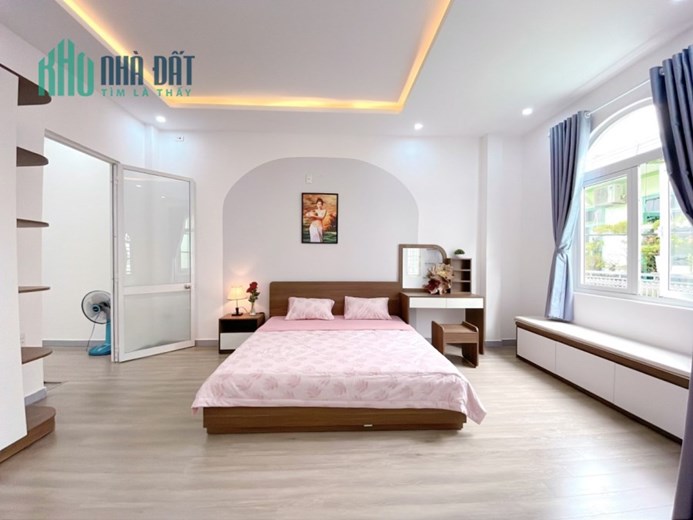 BÁN NHÀ 3 TẦNG 3 MÊ KIỆT Ô TÔ ĐƯỜNG ÔNG ÍCH KHIÊM SÁT BIỂN NGUYỄN TẤT THÀNH GIÁ TỐT CHO KHÁCH THIỆN