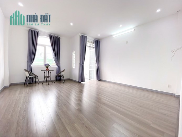 BÁN NHÀ 3 TẦNG 3 MÊ KIỆT Ô TÔ ĐƯỜNG ÔNG ÍCH KHIÊM SÁT BIỂN NGUYỄN TẤT THÀNH GIÁ TỐT CHO KHÁCH THIỆN