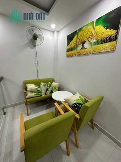 Cho thuê nhà Nguyên căn Mặt Tiền Huỳnh Văn Bánh P 11 Q Phú Nhuận 6x13 1 Trệt 1 Lầu