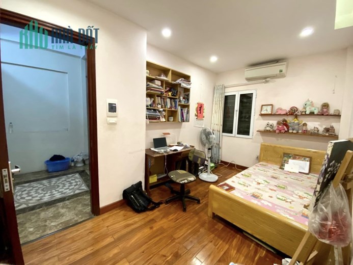 Bán nhà siêu đẹp Thái Hà,  Đống Đa  42m, 4 tầng, MT 4.5m, gần bãi gửi xe, giá 7 tỷ 5.