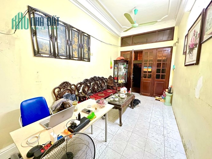 Bán nhà Phố Ngọc Hà đủ công năng 60m2 3Tầng MT 3,0m chỉ 4,45 tỷ.