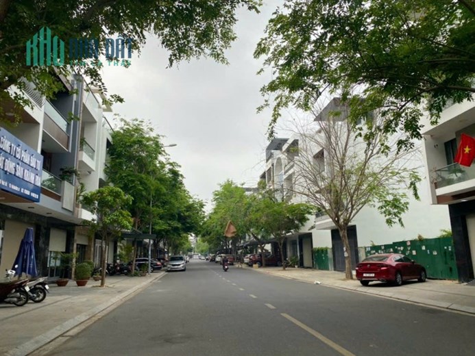 Bán đất Lô 95 đường Văn Tiến Dũng (Đường A2) KĐT VCN Phước Hải, Tp. Nha Trang 100m2 (rộng 5m) giá