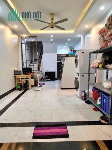 BÁN NHÀ HỒ TÙNG MẬU,CẦU GIẤY,THIẾT KẾ MỚI ĐẸP, NGÕ THÔNG KINH DOANH SẦM UẤT, 5.25 TỶ