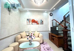 Nhanh tay thuê nhà 5T hxh 5x8.1 Nguyễn Cư Trinh Q1 giá chỉ 30T/T