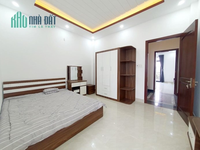 Nhanh tay thuê nhà 5T hxh 5x8.1 Nguyễn Cư Trinh Q1 giá chỉ 30T/T