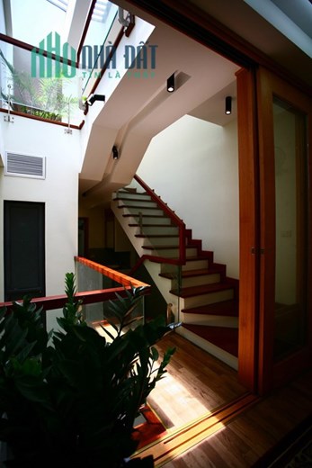 Bán nhà đường Lâm Văn Bền, Quận 7, (8x9.6)m2, chỉ 7.6 tỷ