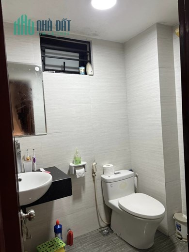 BÁN NHÀ KIM MÃ 32M2 5 TẦNG NHÀ MỚI- 3 NGỦ, NGÕ BA GÁC- 3,85 TỶ