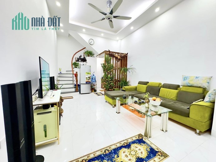 SIÊU HIẾM! nhà định công 38m2,ở luôn,đẹp,giá 3,45 tỷ