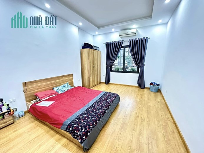 SIÊU HIẾM! nhà định công 38m2,ở luôn,đẹp,giá 3,45 tỷ