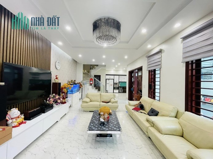Siêu Phẩm Liền kề Nguyễn Trãi, Thanh Xuân, 88m2, MT: 6m, Phân lô, Hàng xóm Royal City