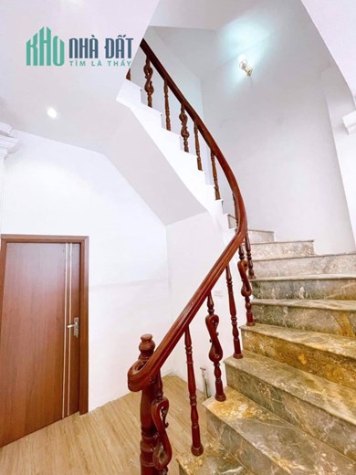 Siêu Phẩm CCMN - Gà Đẻ Trứng Vàng Đường Láng, DT: 43m, MT:3.4m, giá chỉ 7 tỷ