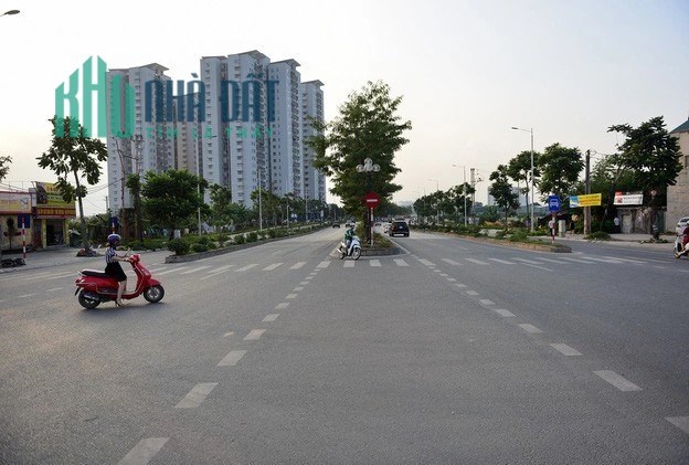 Bán Đất TRỊNH VĂN BÔ 10 tỷ 7: 150m, 2MT 8m, ô tô 10m, Cạnh Athenla Xuân Phương