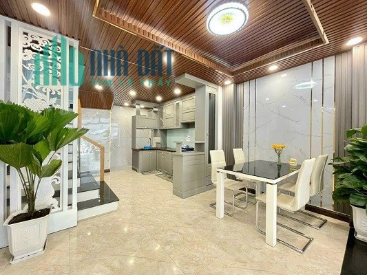 BÁN NHÀ PHỐ TUYỆT ĐẸP MT ĐƯỜNG SỐ HOÀNG QUỐC VIỆT QUẬN 7  Giá: 8,5 Tỷ TL