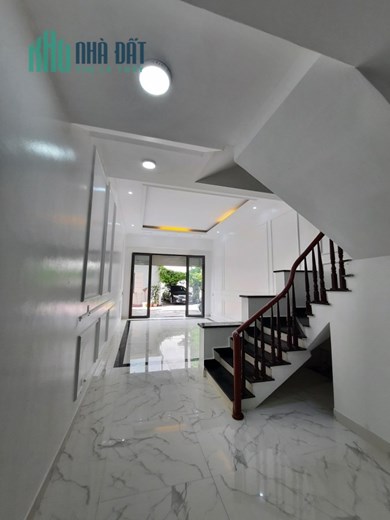 SIÊU PHẨM NHÀ 04 TẦNG, DIỆN TÍCH SÀN 67.5M2 TẠI THƯ TRUNG 2 GIÁ 4.4 TỶ