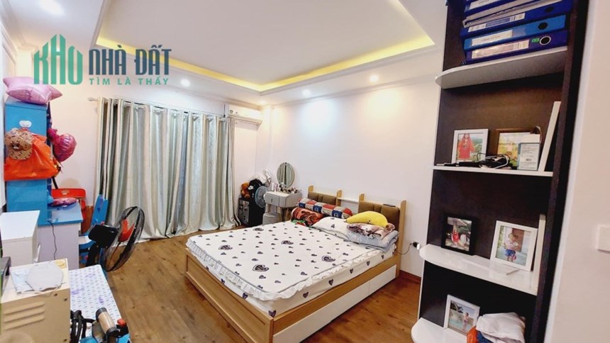 Ban nhà Hồ Tùng Mậu - Trung Tâm Cầu Giấy. 35m* 6 tầng, MT: 4m, giá chỉ nhỉnh 5 tỷ