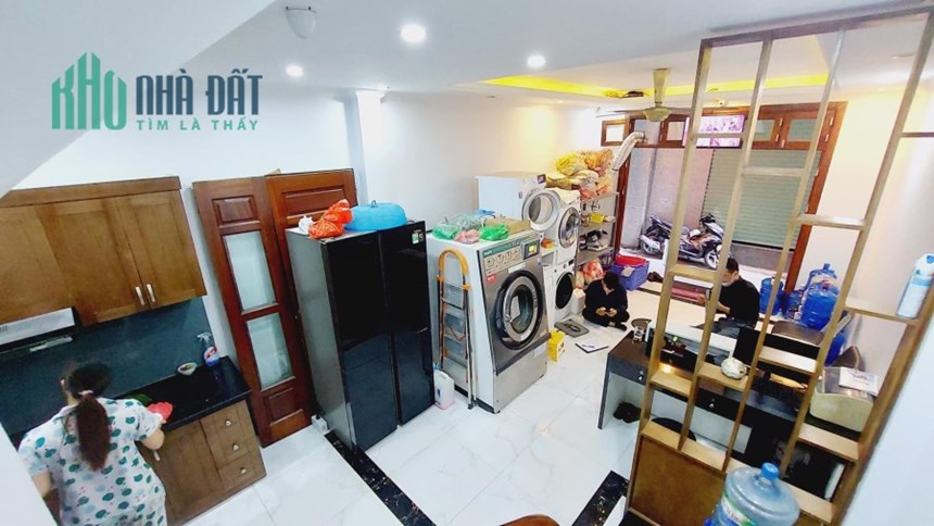 Ban nhà Hồ Tùng Mậu - Trung Tâm Cầu Giấy. 35m* 6 tầng, MT: 4m, giá chỉ nhỉnh 5 tỷ
