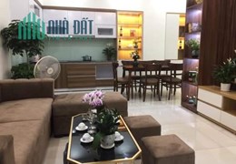 Bán nhà phố Vạn Kiếp 45m2, 4T, MT rộng, thoáng trước sau, cách ô tô 30m, nhà mới, nội thất xịn. LH