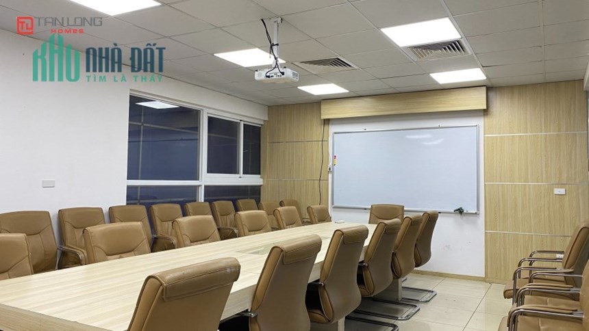 Cho thuê văn phòng giá rẻ quận Tây Hồ, 150m2, 500m2, giá 180 nghìn/ m2/ tháng