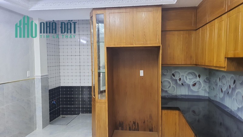 Nhà đường Phan Văn Hớn, Quận12, 53m2,5PN,5WC, giá 7 tỷ 2  TL.