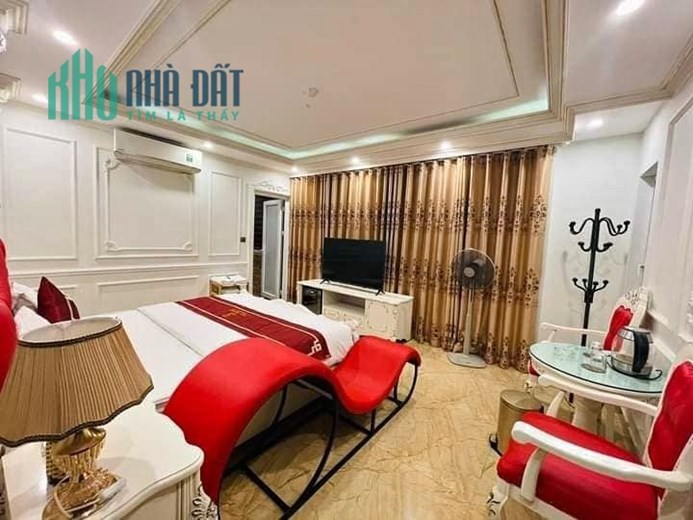 CHỈ 4.8 TỶ HỘ KHẨU TÂY HỒ, NHÀ ĐẸP Ở NGAY 54M2 CÓ GARA ĐỂ XE RIÊNG