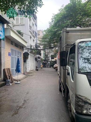 Bán nhà phố Hoàng Cầu, Đống Đa 90m, 3 tầng, 5m mặt tiền, kinh doanh đa dạng, 20 tỷ