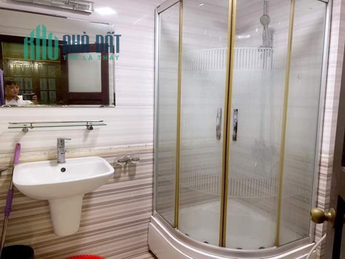 Bán Nhà Đống Đa Phân Lô Ô Tô Tránh 50m x 5 Tầng Mt 7M Giá 12 Tỷ.